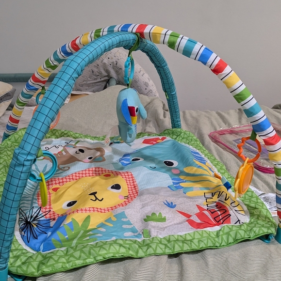 Activity gym - Picture 2 of 2